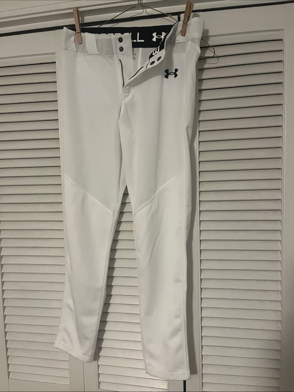 Never Worn Under Armour Youth Large White Baseball Pants